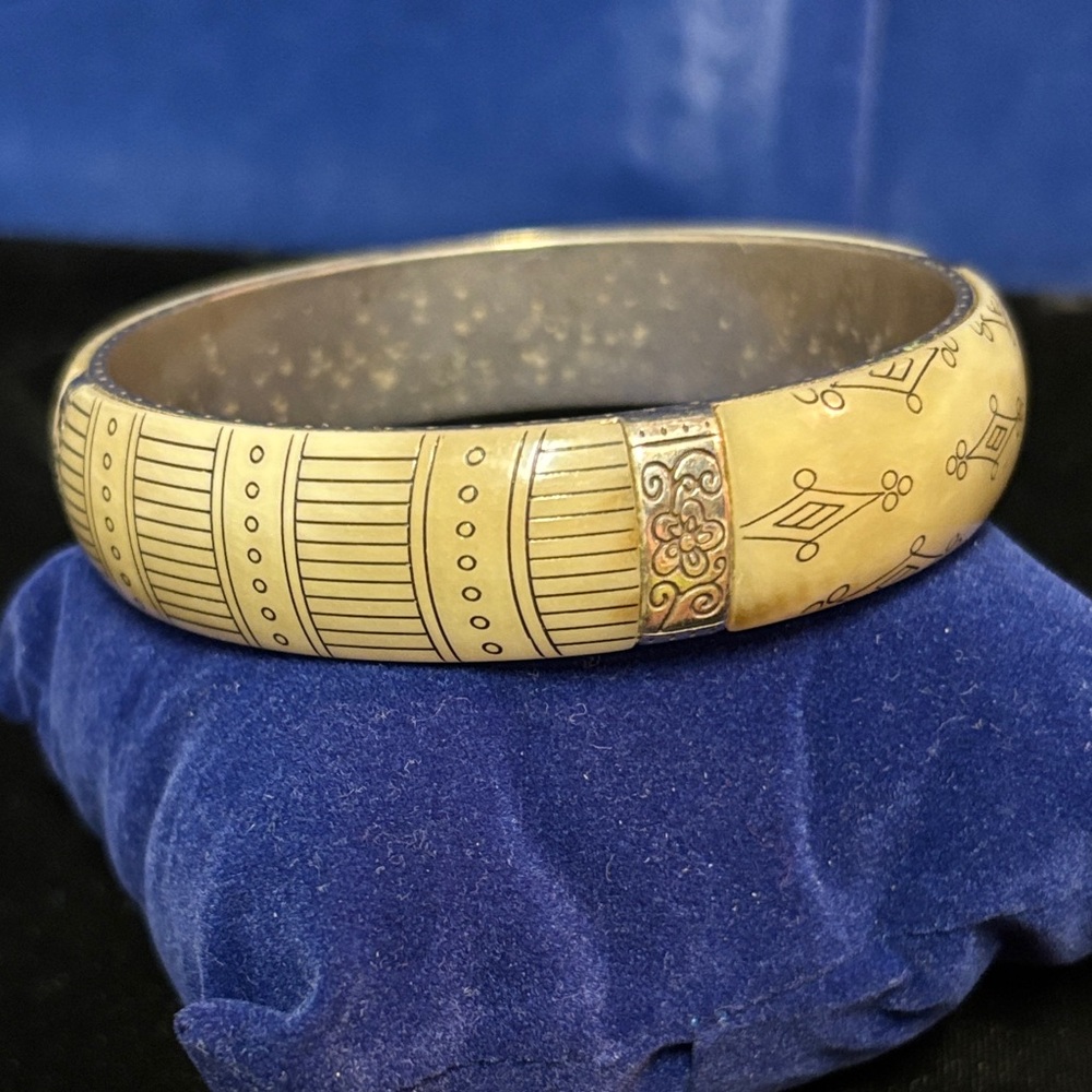 Brighton Tan and Silver Patterned Bracelet